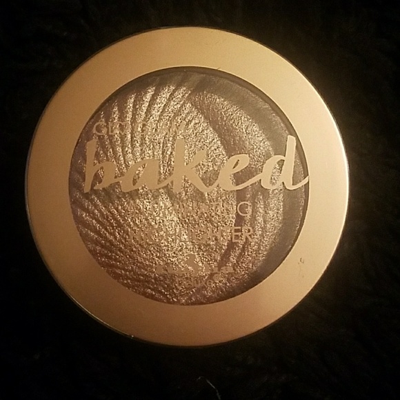 Bundle baked highlighter  (GLO♡  GLAM) - Picture 8 of 8